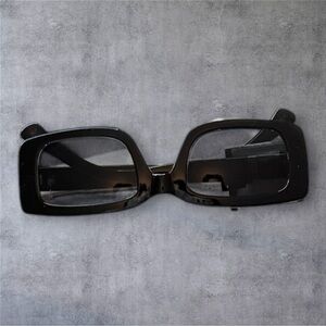 Simply Vera - VeraWang Sunglasses - NWT